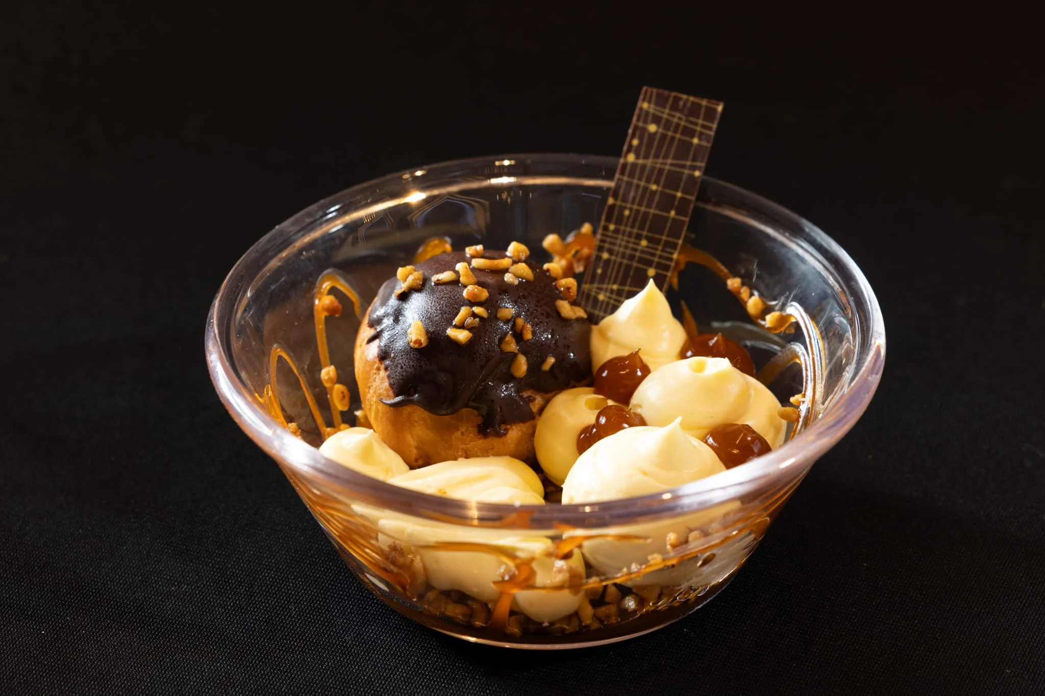 Chocolate caramel dessert cup